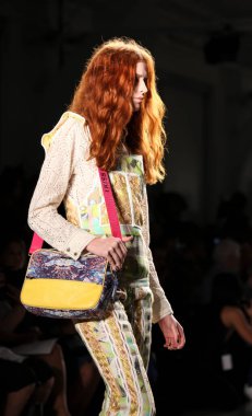 Custo Barselona Bahar Sezonu 2016