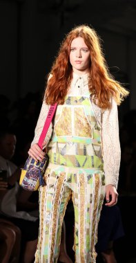 Custo Barselona Bahar Sezonu 2016