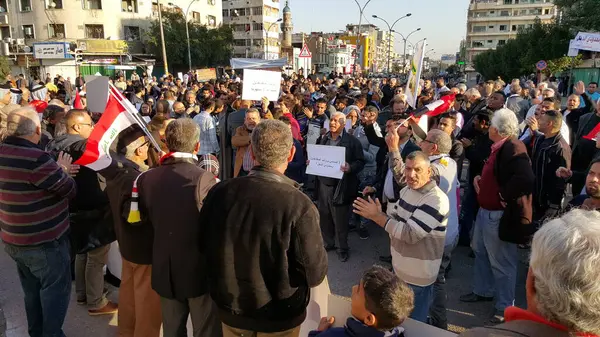 Iraq Baghdad Centinaia Persone Riuniscono Piazza Tahrir Nel Centro Baghdad — Foto Stock