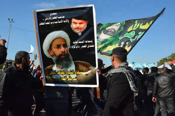Ирак Багдад Января 2016 Года Демонстранты Собрались Плакатами Песнопениями Багдаде — стоковое фото