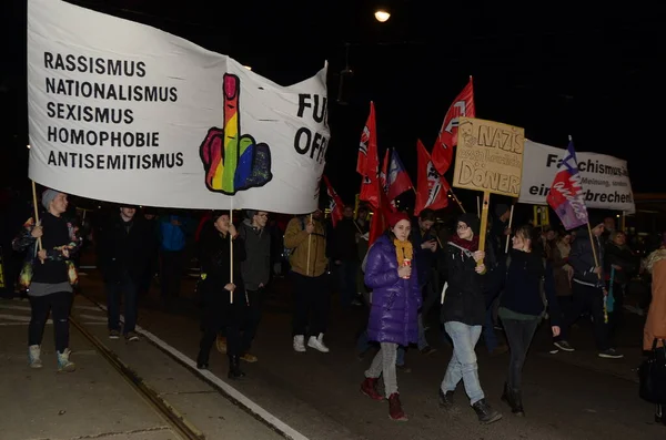 Austria Vienna Protesters March Large Signs Banners Annual Academic Ball — Stock fotografie