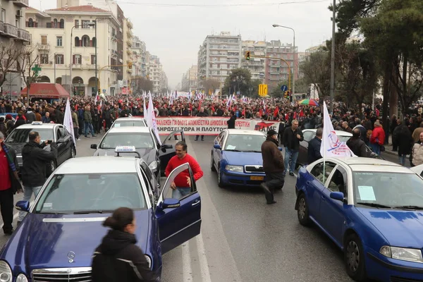 Grecja Saloniki Demonstranci Podczas Protestu Przeciwko Reformom Emerytalnym Salonikach Grecja — Zdjęcie stockowe