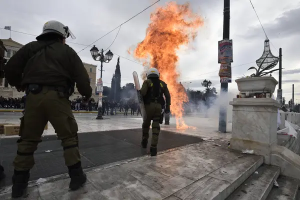 Griekenland Athene Demonstratoren Athene Tijdens Een Massaal Protest Februari 2016 — Stockfoto
