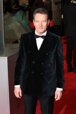 Bryan Cranston, 14 Şubat 2016 'da Londra, İngiltere' de Royal Opera House 'da EE British Academy Film Ödülleri' ne katıldı..
