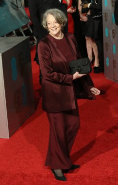 Maggie Smith 14 Şubat 2016 'da Londra, İngiltere' de Royal Opera House 'da EE British Academy Film Ödülleri' ne katıldı..
