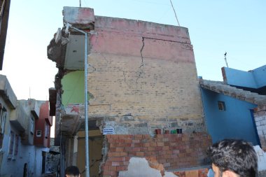 TURKEY, Diyarbakir: Buildings lie in shambles on March 13, 2016 in war-torn Diyarbakir, Turkey after countless clashes between Turkish forces and the militant Kurdistan Workers' Party (PKK).