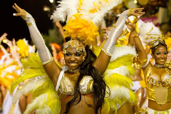 Performers Heldere Kostuums Carnaval — Stockfoto