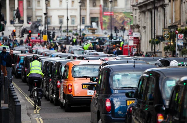 イギリスロンドン Uber Taxi Demonation — ストック写真