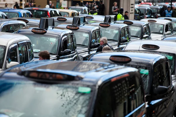 Ηνωμένο Βασίλειο Λονδίνο Uber Taxi Demonstration — Φωτογραφία Αρχείου