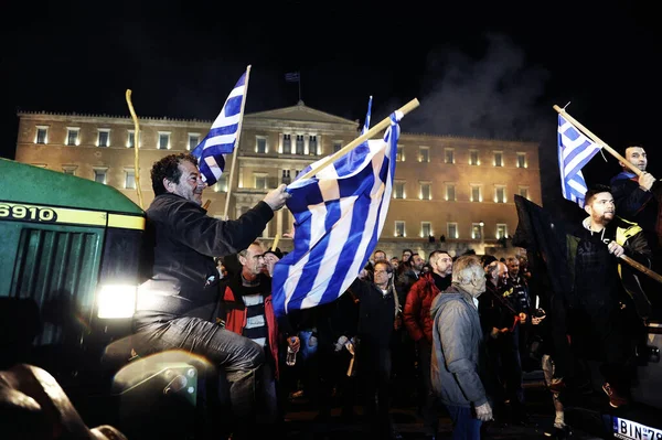 Grecia Atene Agricoltori Greci Arrabbiati Sfilano Loro Trattori Pick Fuori — Foto Stock
