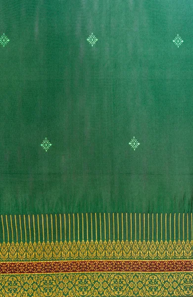 抽象的な生地の背景 緑の絹 — ストック写真