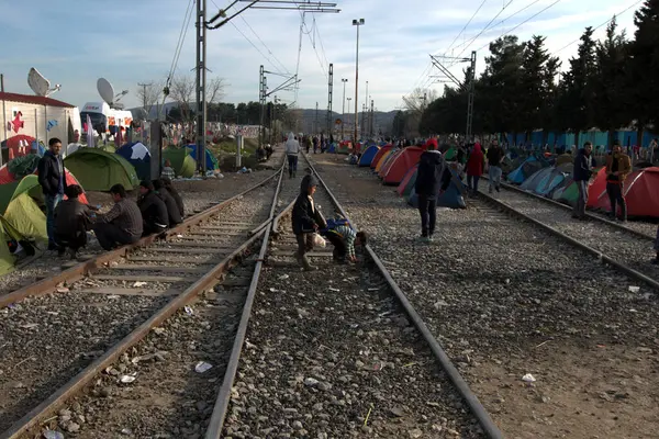 Greece Idomeni March 2016 People Queue Food Refugee Camp Greek — Stock Photo, Image