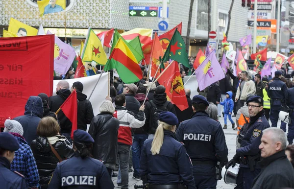 Rakousko Vídeň March Lidé — Stock fotografie