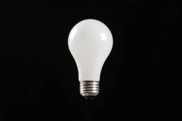 Žárovkové Světlo Buld Černým Pozadím — Stock fotografie