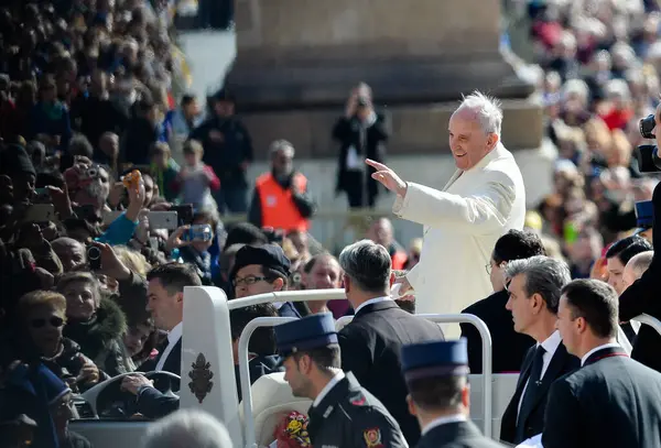 Vaticano Abril 2016 Papa Francisco Asiste Audiencia Jubilar Plaza San — Foto de Stock