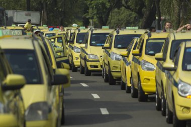 BRAZİL-RIO DE JANEIRO-TAXI Şöför YÖNETİMİ