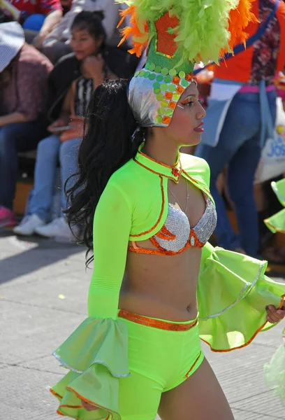 Disparo Diurno Desfile Carnaval Increíble —  Fotos de Stock