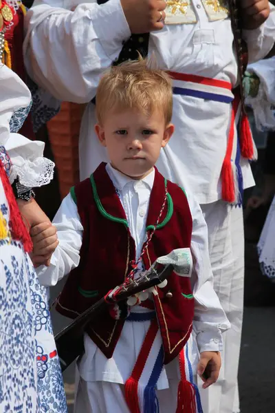 Gente Trajes Nacionales Croatas Durante Festival Dakovo — Foto de Stock