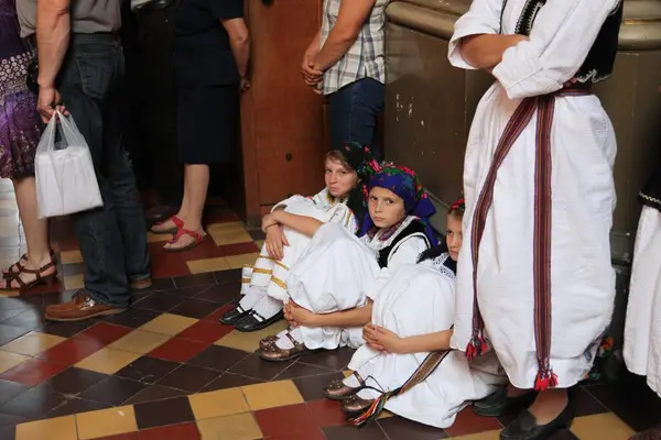Les Gens Costumes Nationaux Croates Pendant Festival Dakovo — Photo