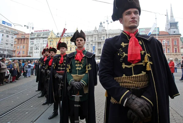 Guardia Onore Del Reggimento Cravat Popolare Attrazione Turistica Zagabria — Foto Stock
