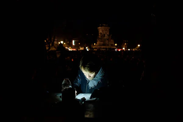 프랑스 파리에서 군중들의 Nuit Debout — 스톡 사진