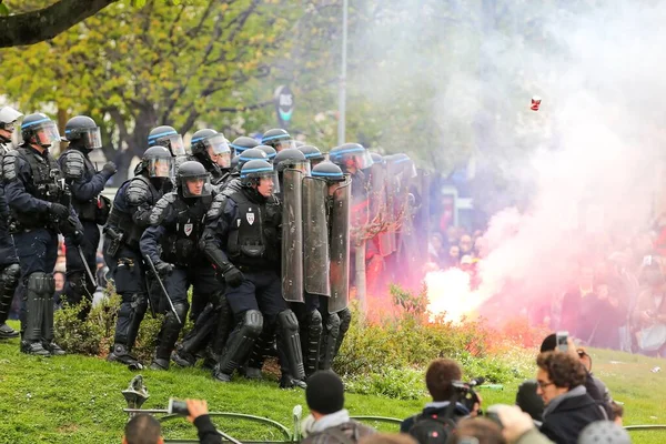 Crowded Riots Labour Demonstration Paris France — Stock Photo, Image