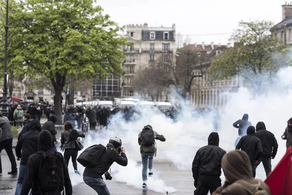 프랑스 군중들 폭동을 일으켰다 — 스톡 사진