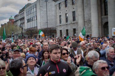 IRELAND - Doğuluların Yükselişi Yıldönümü, Birleşik Krallık