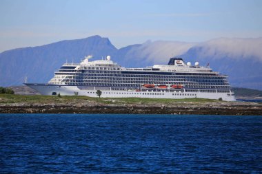 M.S Viking Denizi 25 Haziran 2016 'da tekrar Brnnysunde' ye varır. 
