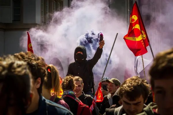 Francja Strasburg Podczas Demonstracji Strasburgu Kwietnia 2016 Protestujący Wygłosili Komunikat — Zdjęcie stockowe