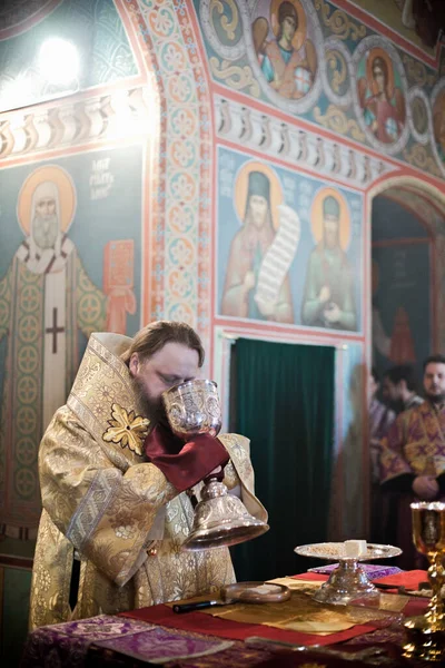 Ορθόδοξη Λειτουργία Τον Επίσκοπο Ερμή Στην Υψηλή Μονή Του Αγίου — Φωτογραφία Αρχείου