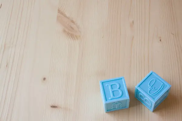 Modré Baby Bloky Dřevěném Pozadí — Stock fotografie