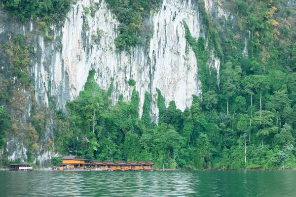 Национальный Парк Кхао Сок Является Заповедником Юге Таиланда Густыми Нетронутыми — стоковое фото