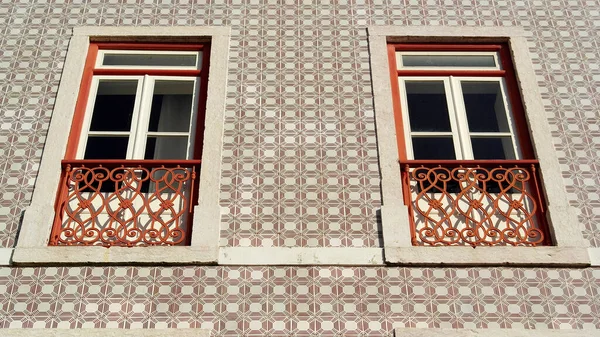 Detail Old Building Portuguese Tiles Red Whit — ストック写真