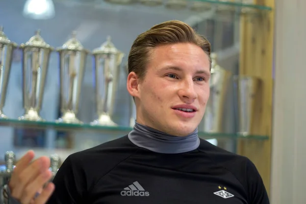 Intervju Med Jonas Svensson Från Rosenborg Utsågs Till Årets Spelare — Stockfoto