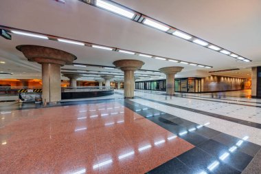 Metro istasyonu görünümünün içi