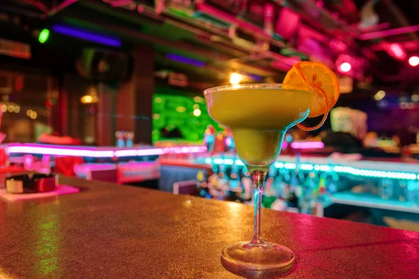 Barda Kokteyl Yakın Görünüm — Stok fotoğraf