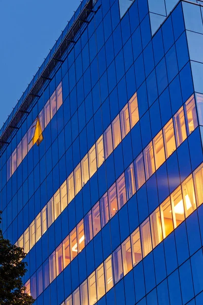 Fachada Vidrio Edificio Moderno —  Fotos de Stock