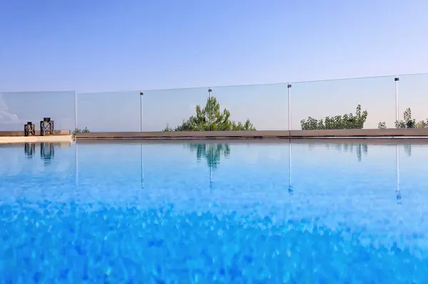 Groot Luxe Zwembad Achtergrond Uitzicht — Stockfoto