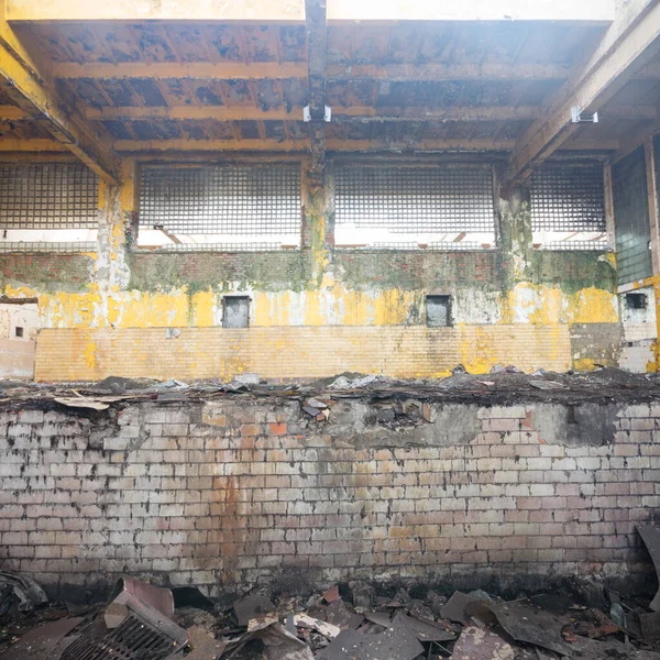 Abandonado Edifício Antigo Fábrica Ninguém — Fotografia de Stock