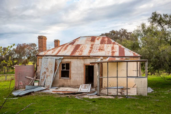 Old Abandoned Farm House Tumbling Ruin — Stock Photo, Image