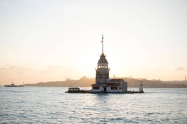 Gün batımında Kız Kulesi
