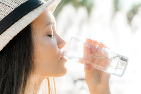 Woman Drinking Glass Water — Stock Photo, Image