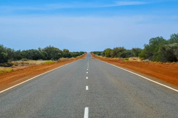 Batı Avustralya Düz Sonsuz Boş Bir Yol — Stok fotoğraf