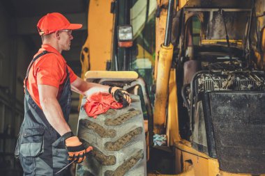 Traktör Dozer Motor Tamiri