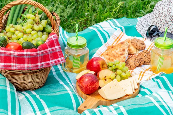 Picnic Grass Summer Day Basket Grapes Cheese Bread Apples Concept — Stock Photo, Image