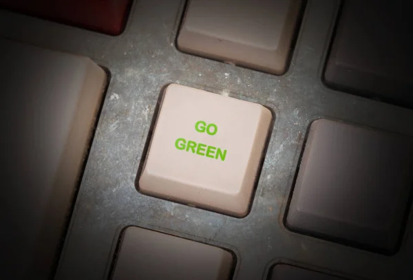古いボタン 緑色に移動 — ストック写真