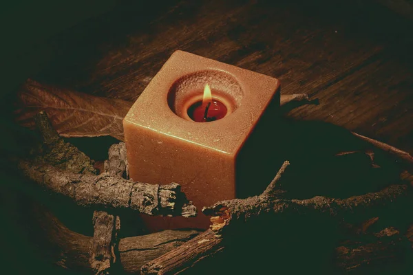 Svíčka Hnědá Dřevěném Stole — Stock fotografie