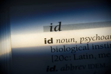 Sözlükte vurgulanmış kimlik sözcüğü, görünümü kapat