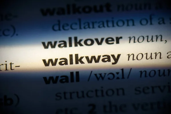 Walkway Word Evidenziata Nel Dizionario Vista Vicino — Foto Stock